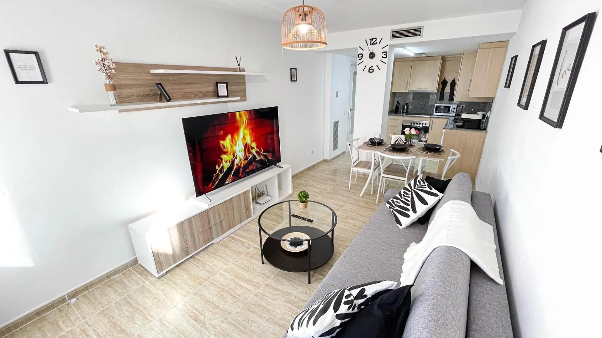 Black Style Apartment Льорет-де-Мар