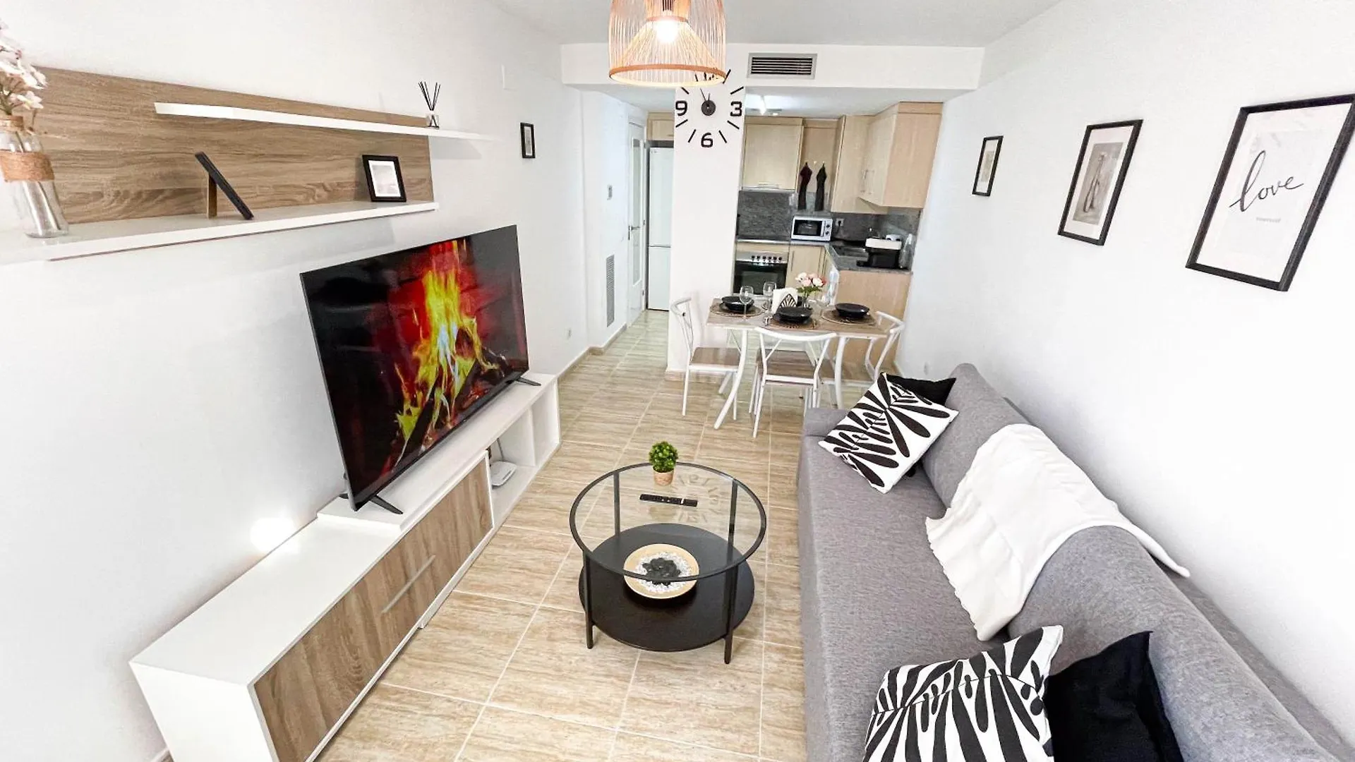 Black Style Apartment Льорет-де-Мар