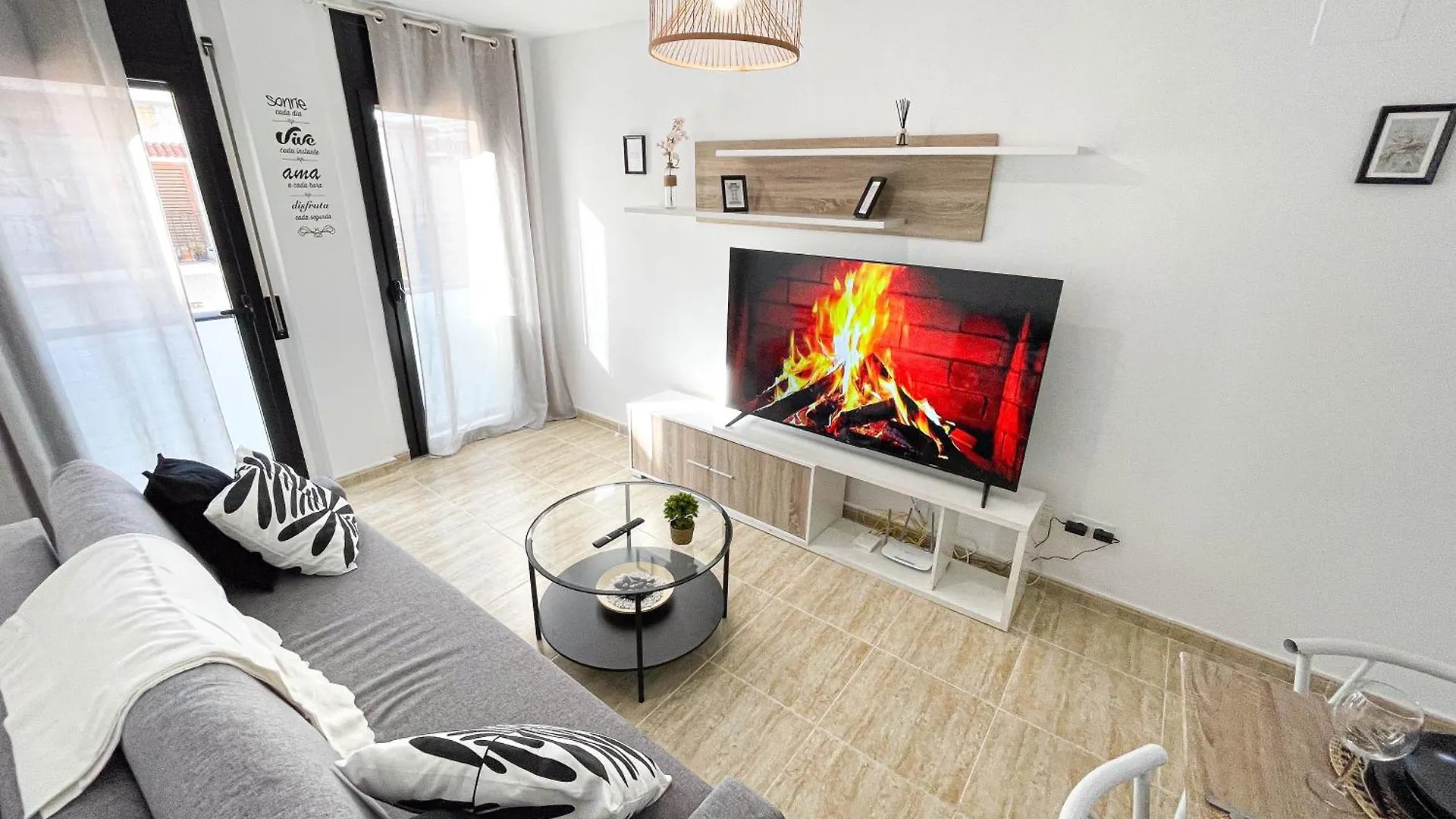 Black Style Apartment Lloret de Mar