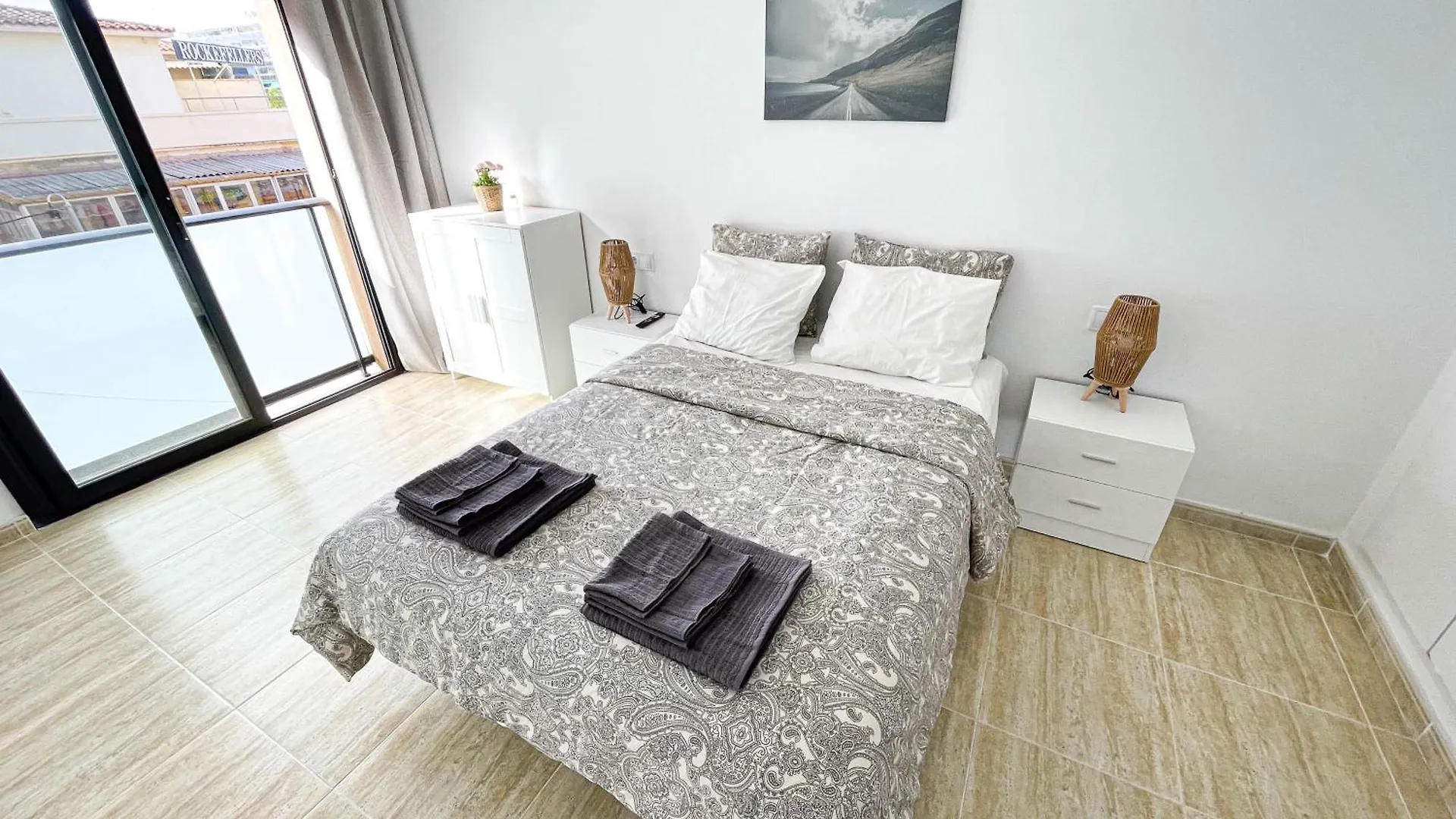 Black Style Apartment Lloret de Mar 0*,  Spain